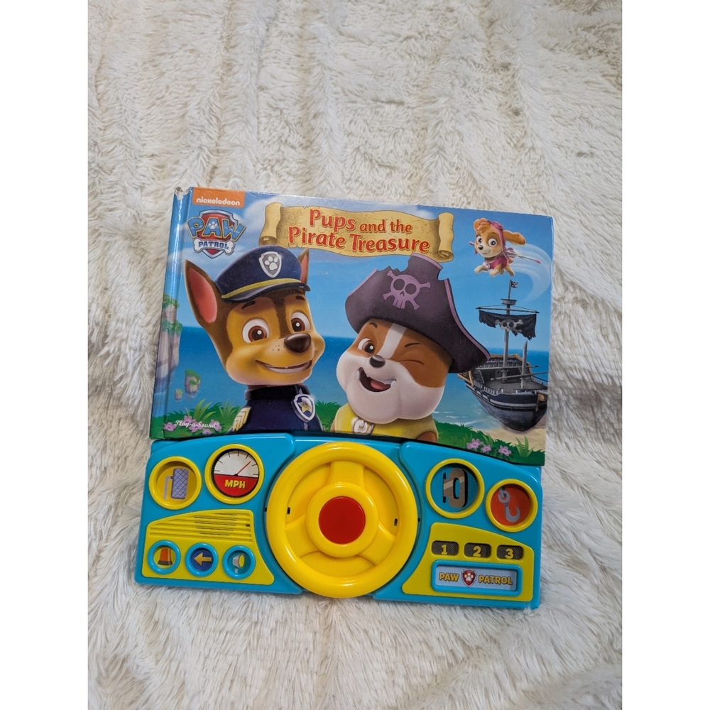 Paw Patrol Pups And The Pirate Treasure Driving Book